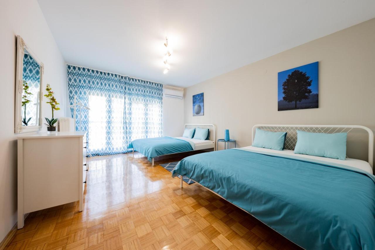 Апартаменты !Promo! Blue Amber Downtown-Free Private Garage-Fast Wi-Fi Нови-Сад Экстерьер фото